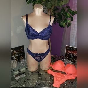 Women's New (38DD) Bra & Panty Set NWOT    (Both Set's Sold Together)